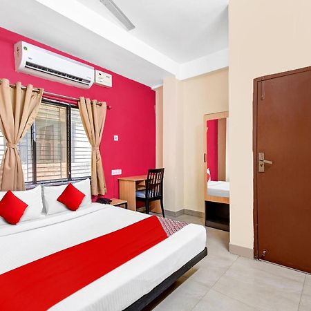Hotel O Grand Lazeez Hāora Extérieur photo