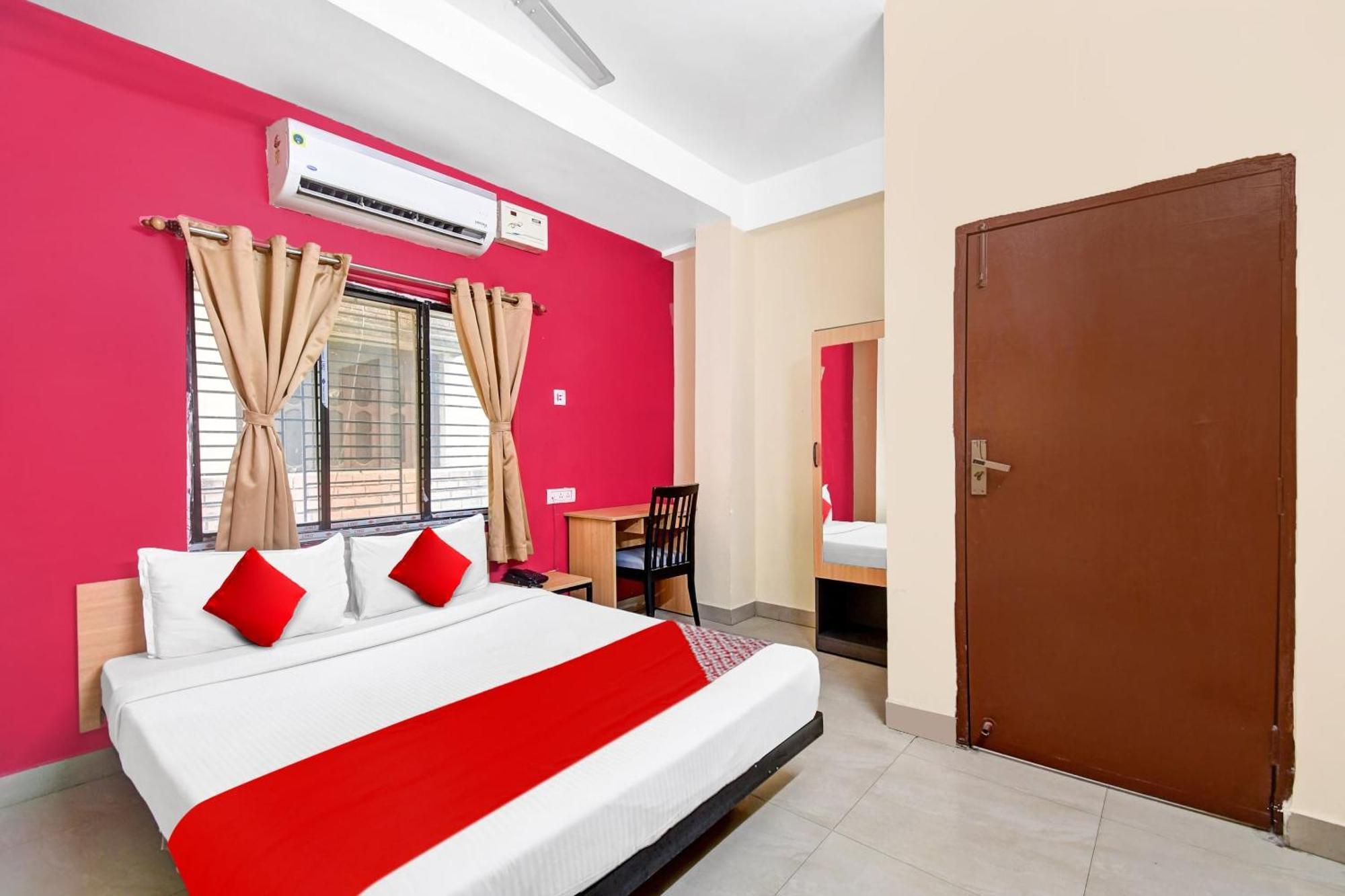 Hotel O Grand Lazeez Hāora Extérieur photo